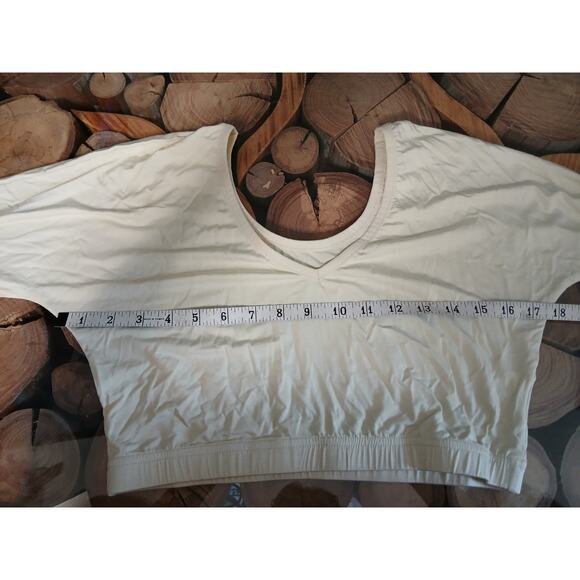 Peekaboo Chic Modest Layering Top Extender Lace Wrist Shimmy Shirt Cream L/XL - Picture 4 of 7